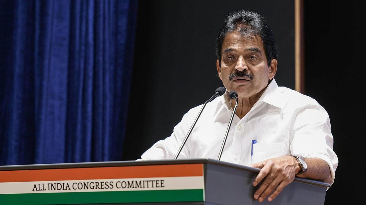 PAC Flags Breach of Privilege Over State Chief Secretaries Skipping Summons