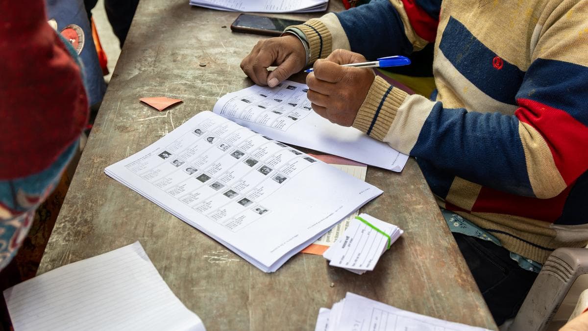 UP Chief Electoral Officer Mandates BLO-Led Verification and Enforces RPA Section 32